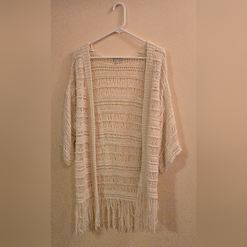 AEO Oversized Crocheted Cardigan with Fringe Bottom - Open Front - Size M